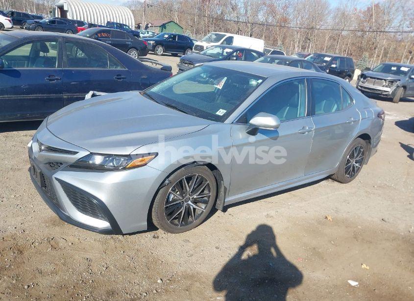 Photo 2 of 2023 Toyota Camry SE AWD (VIN 4T1T11BK4PU075538)