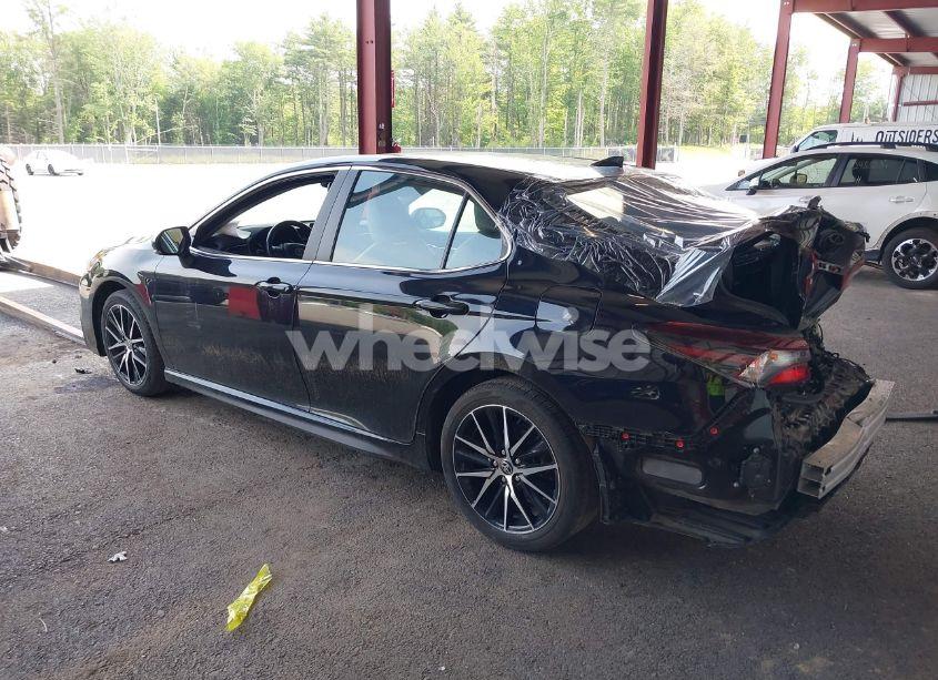 Photo 3 of 2022 Toyota Camry SE AWD (VIN 4T1T11BK5NU060768)