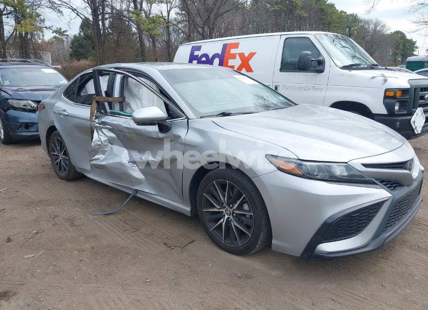 Photo 6 of 2022 Toyota Camry SE AWD (VIN 4T1T11BK5NU069535)