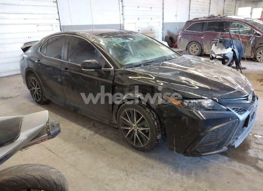 2023 Toyota Camry SE AWD (VIN 4T1T11BK6PU077808) main photo