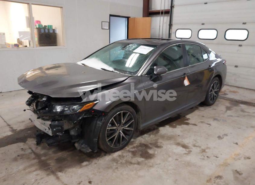 Photo 2 of 2021 Toyota Camry SE AWD (VIN 4T1T11BK7MU028791)