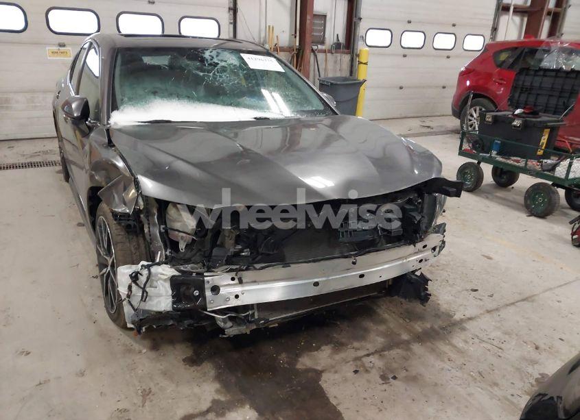 Photo 6 of 2021 Toyota Camry SE AWD (VIN 4T1T11BK7MU028791)