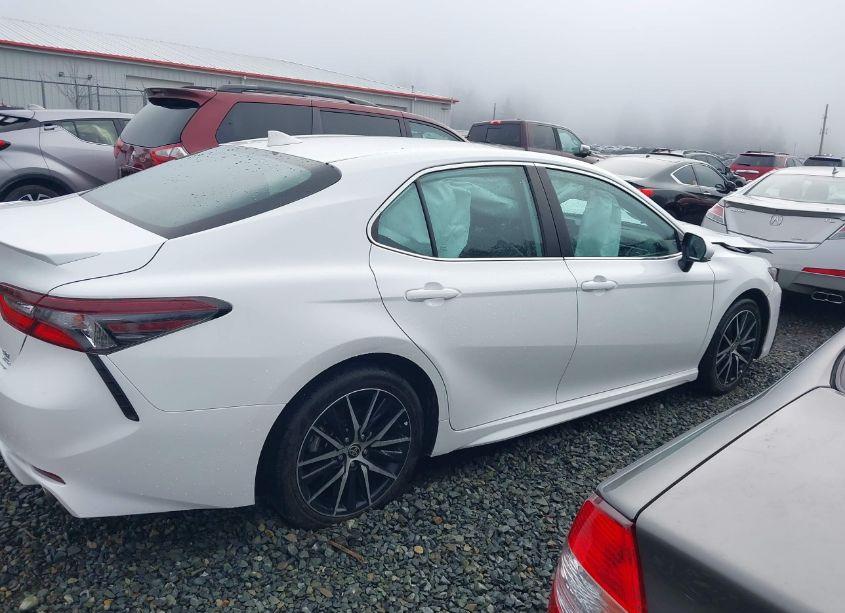 Photo 13 of 2021 Toyota Camry SE AWD (VIN 4T1T11BK9MU023222)