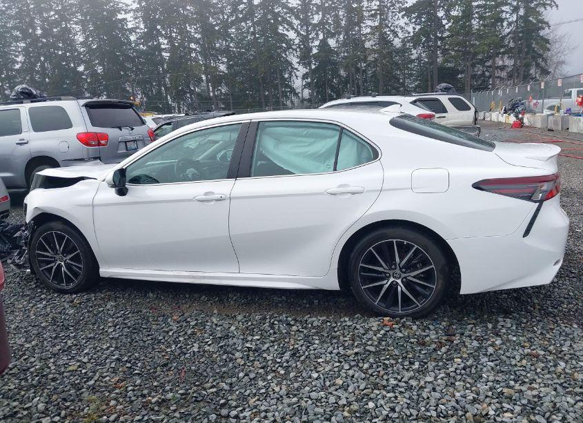 Photo 14 of 2021 Toyota Camry SE AWD (VIN 4T1T11BK9MU023222)