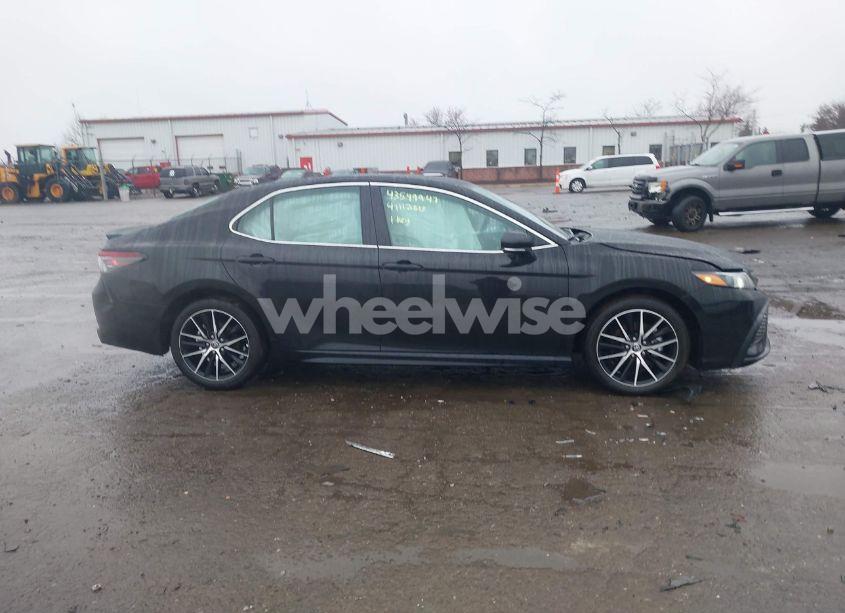 Photo 13 of 2024 Toyota Camry SE (VIN 4T1T11BK9RU125420)