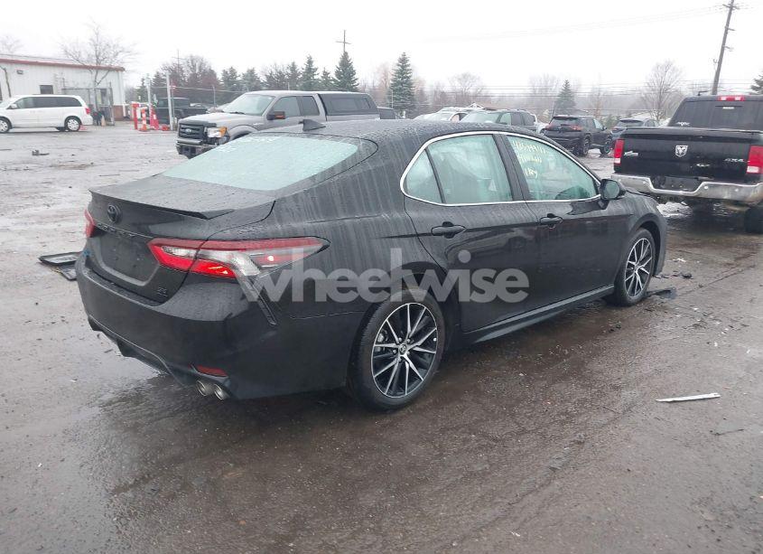 Photo 4 of 2024 Toyota Camry SE (VIN 4T1T11BK9RU125420)