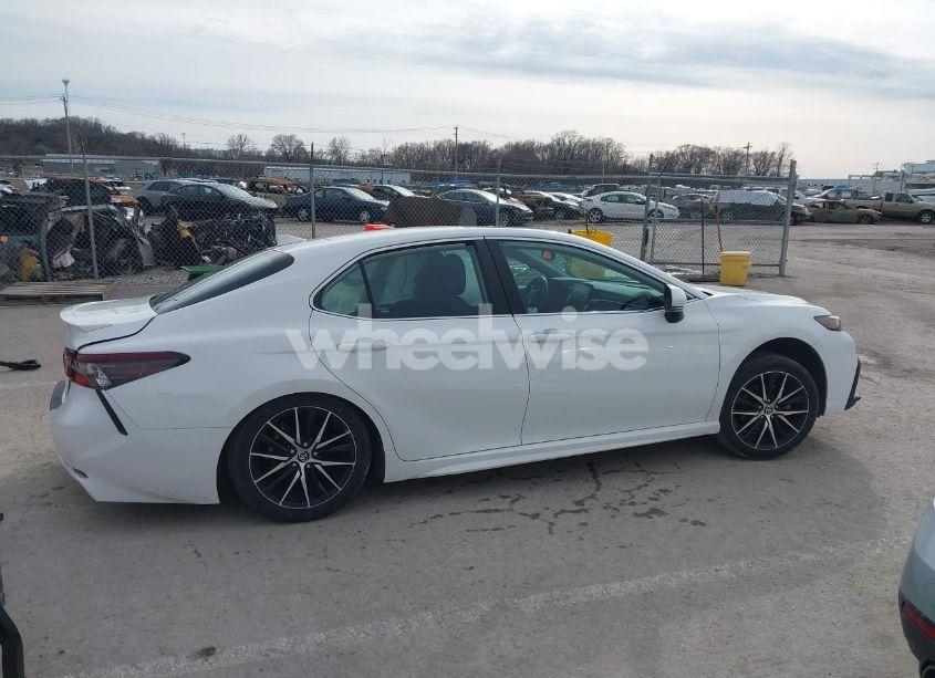 Photo 14 of 2021 Toyota Camry SE AWD (VIN 4T1T11BKXMU039932)