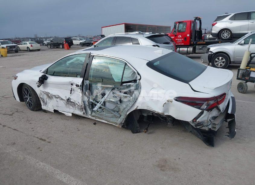 Photo 15 of 2021 Toyota Camry SE AWD (VIN 4T1T11BKXMU039932)