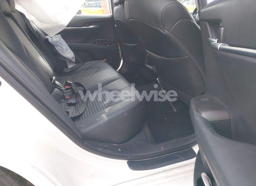 Photo 8 of 2021 Toyota Camry SE AWD (VIN 4T1T11BKXMU039932)