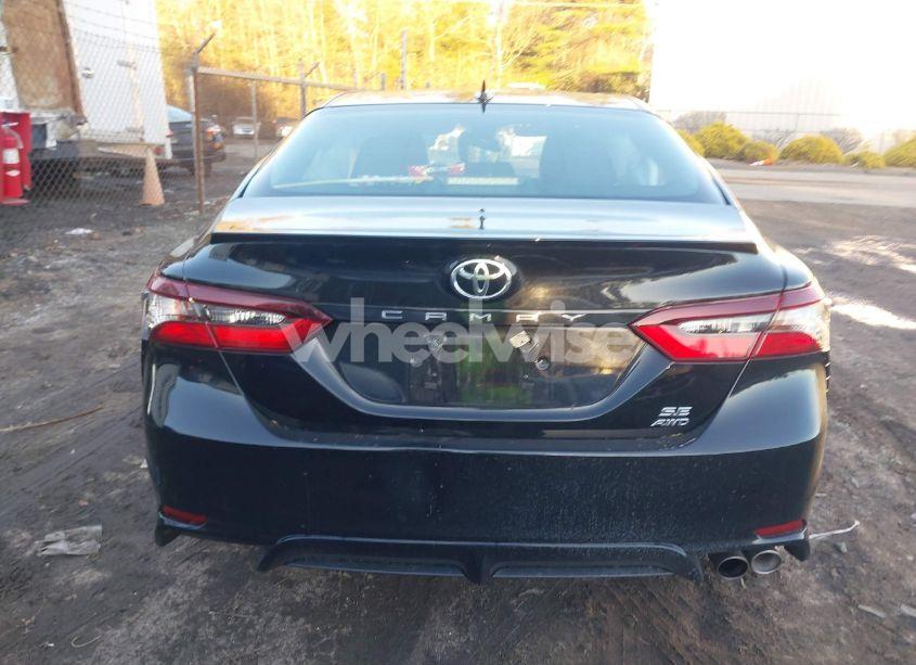 Photo 16 of 2024 Toyota Camry SE (VIN 4T1T11BKXRU122008)