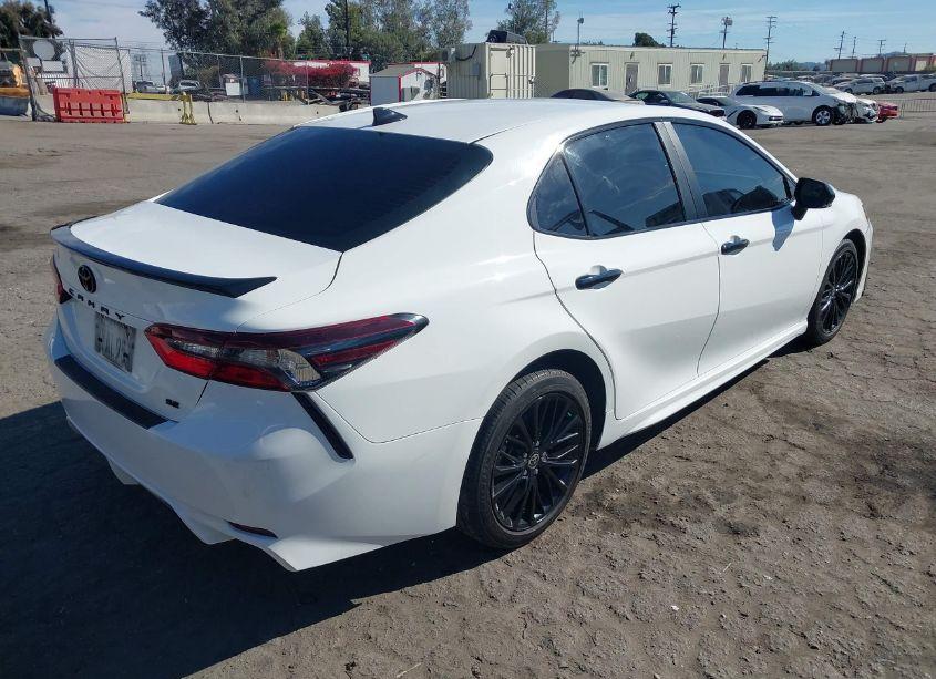 Photo 4 of 2022 Toyota Camry NIGHTSHADE EDITION HYBRID (VIN 4T1T31AK3NU032513)