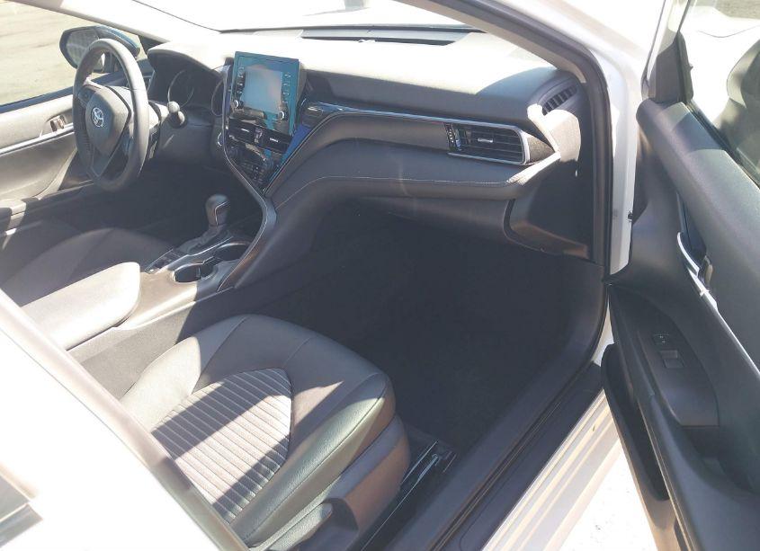 Photo 5 of 2022 Toyota Camry NIGHTSHADE EDITION HYBRID (VIN 4T1T31AK3NU032513)