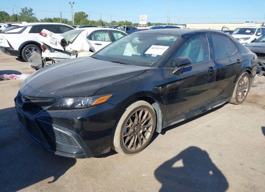 Photo 2 of 2023 Toyota Camry SE NIGHTSHADE EDITION HYBRID (VIN 4T1T31AK6PU048191)
