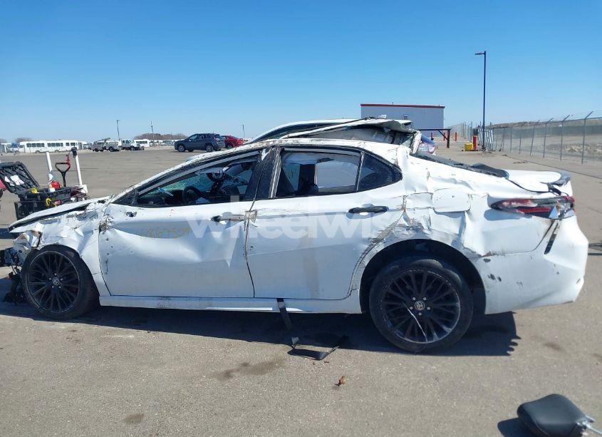 Photo 14 of 2022 Toyota Camry NIGHTSHADE EDITION HYBRID (VIN 4T1T31AK8NU033219)