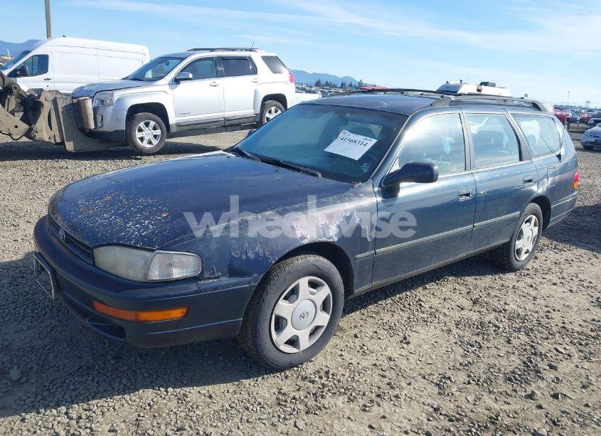 Photo 2 of 1993 Toyota Camry LE (VIN 4T1VK12W2PU089317)
