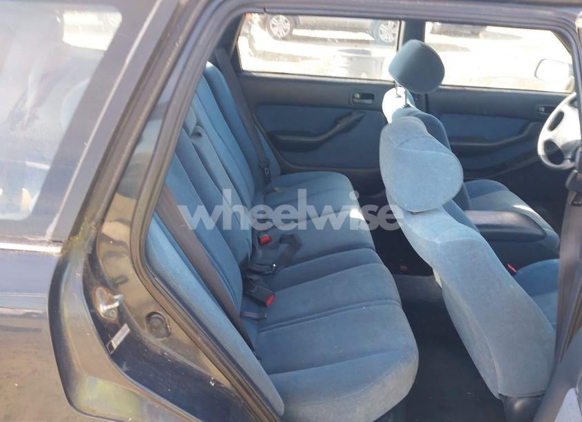 Photo 8 of 1993 Toyota Camry LE (VIN 4T1VK12W2PU089317)