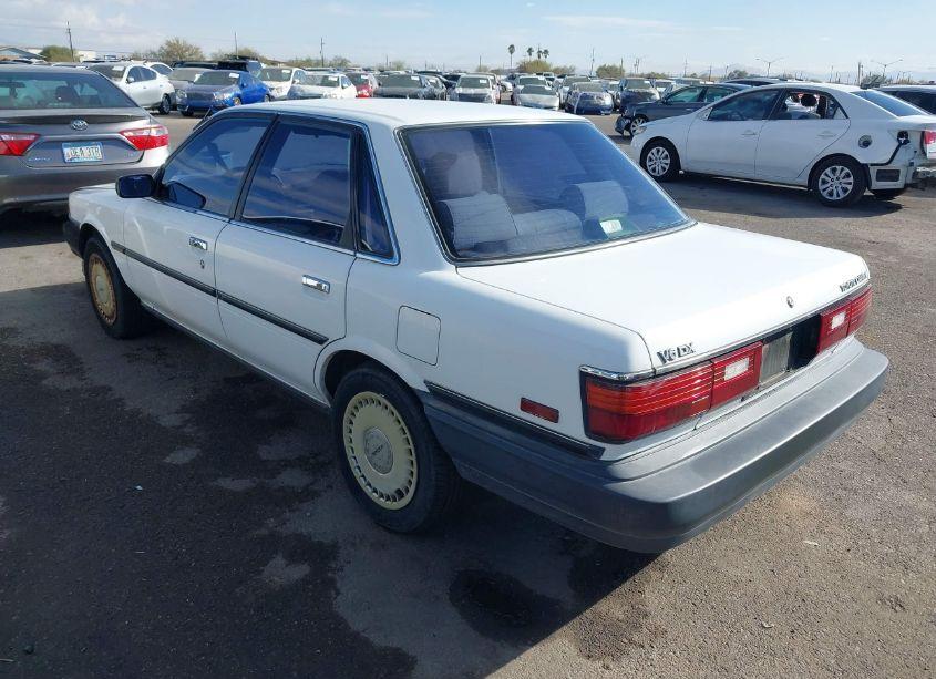 Photo 3 of 1990 Toyota Camry DLX (VIN 4T1VV21EXLU011643)