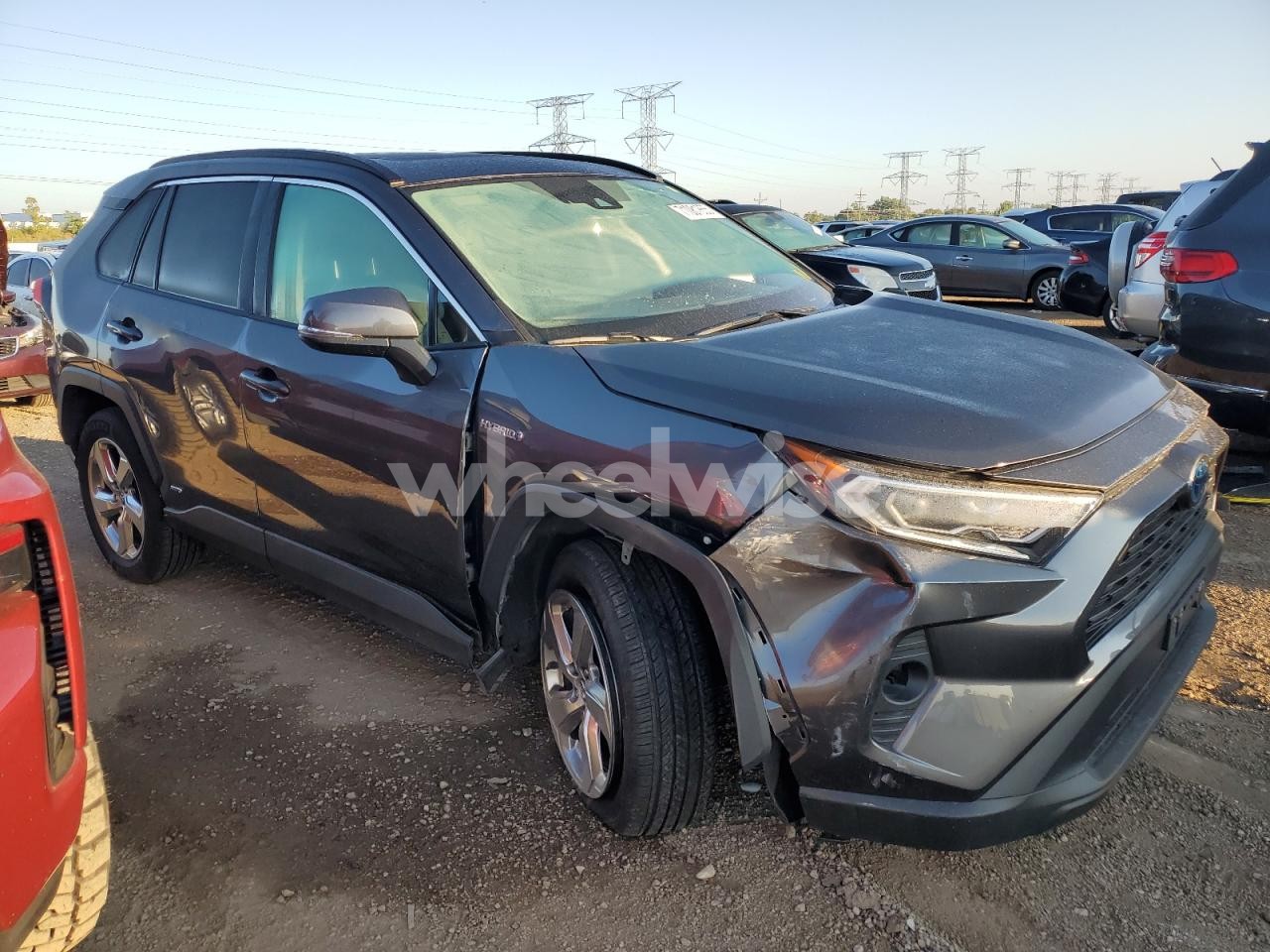 Photo 4 of 2021 TOYOTA RAV4 XLE PREMIUM (VIN 4T3B6RFV0MU018109)