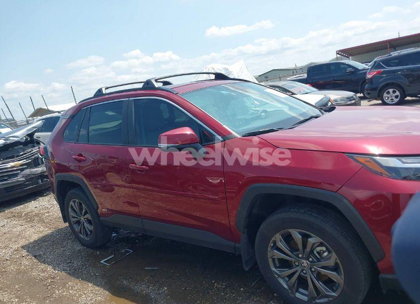 Photo 12 of 2024 Toyota Rav4 XLE PREMIUM (VIN 4T3B6RFV1RU157916)