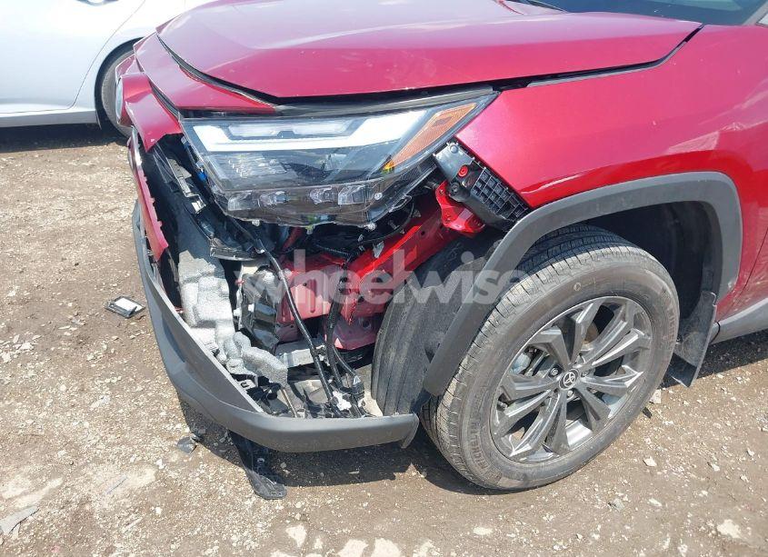 Photo 6 of 2024 Toyota Rav4 XLE PREMIUM (VIN 4T3B6RFV1RU157916)
