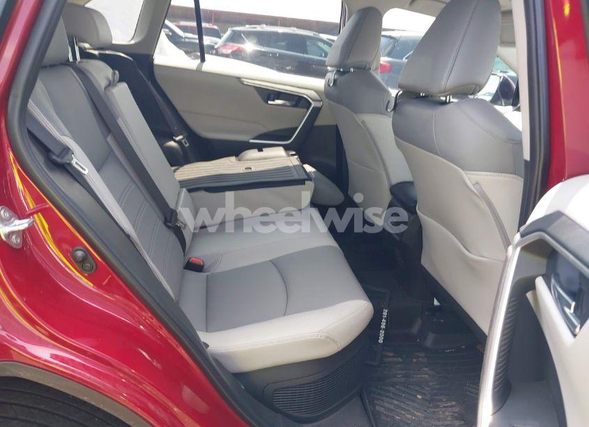 Photo 8 of 2024 Toyota Rav4 XLE PREMIUM (VIN 4T3B6RFV1RU157916)