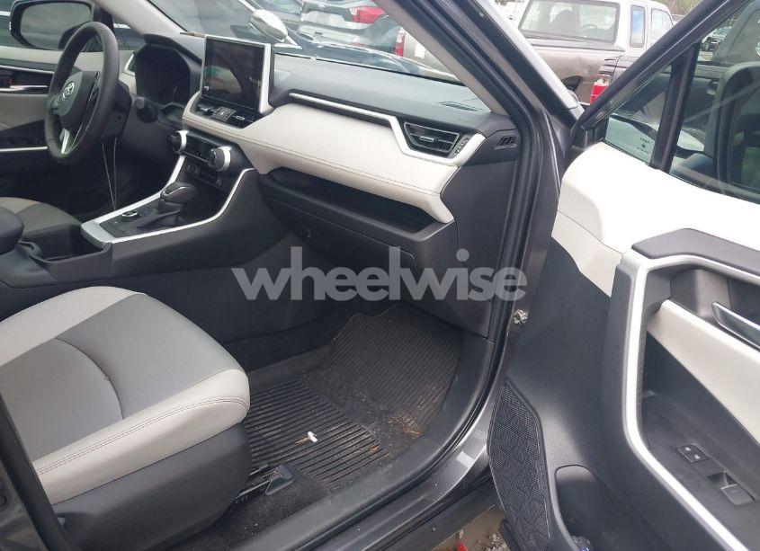 Photo 5 of 2024 Toyota Rav4 HYBRID XLE PREMIUM (VIN 4T3B6RFV1RU159620)