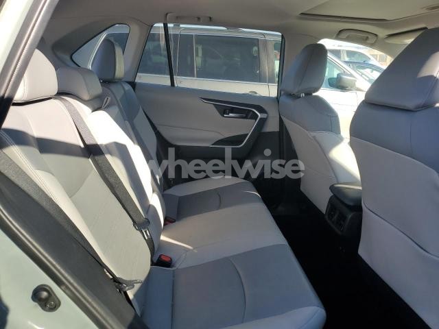 Photo 11 of 2021 TOYOTA RAV4 XLE PREMIUM (VIN 4T3B6RFV2MU048146)