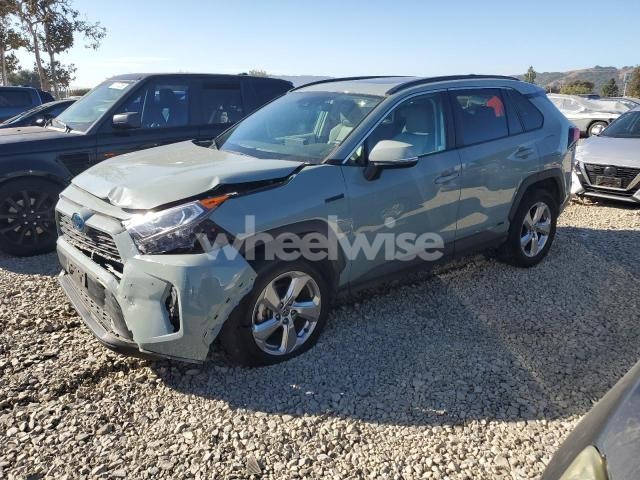 Photo 3 of 2021 TOYOTA RAV4 XLE PREMIUM (VIN 4T3B6RFV2MU048146)