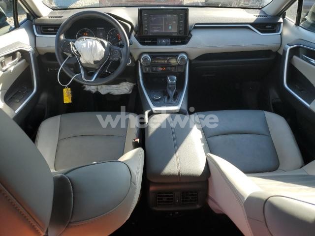 Photo 7 of 2021 TOYOTA RAV4 XLE PREMIUM (VIN 4T3B6RFV2MU048146)