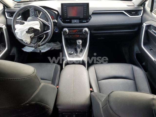 Photo 7 of 2022 TOYOTA RAV4 XLE PREMIUM (VIN 4T3B6RFV2NU098501)