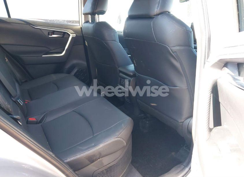 Photo 8 of 2024 Toyota Rav4 HYBRID XLE PREMIUM (VIN 4T3B6RFV2RU152532)