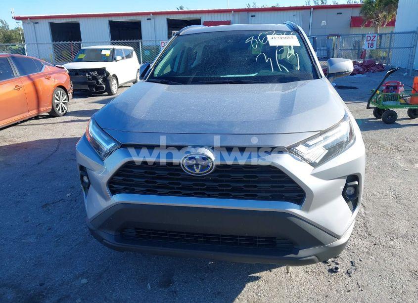 Photo 13 of 2024 Toyota Rav4 HYBRID XLE PREMIUM (VIN 4T3B6RFV2RU168634)