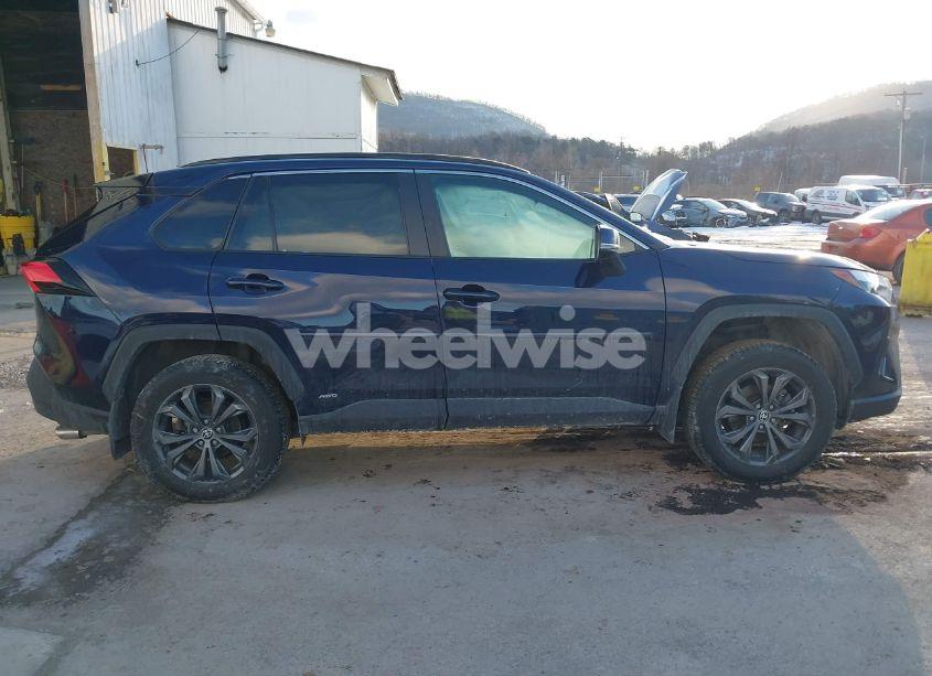 Photo 13 of 2022 Toyota Rav4 HYBRID XLE PREMIUM (VIN 4T3B6RFV3NU093520)