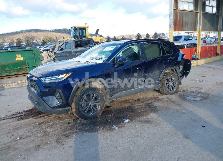 Photo 2 of 2022 Toyota Rav4 HYBRID XLE PREMIUM (VIN 4T3B6RFV3NU093520)