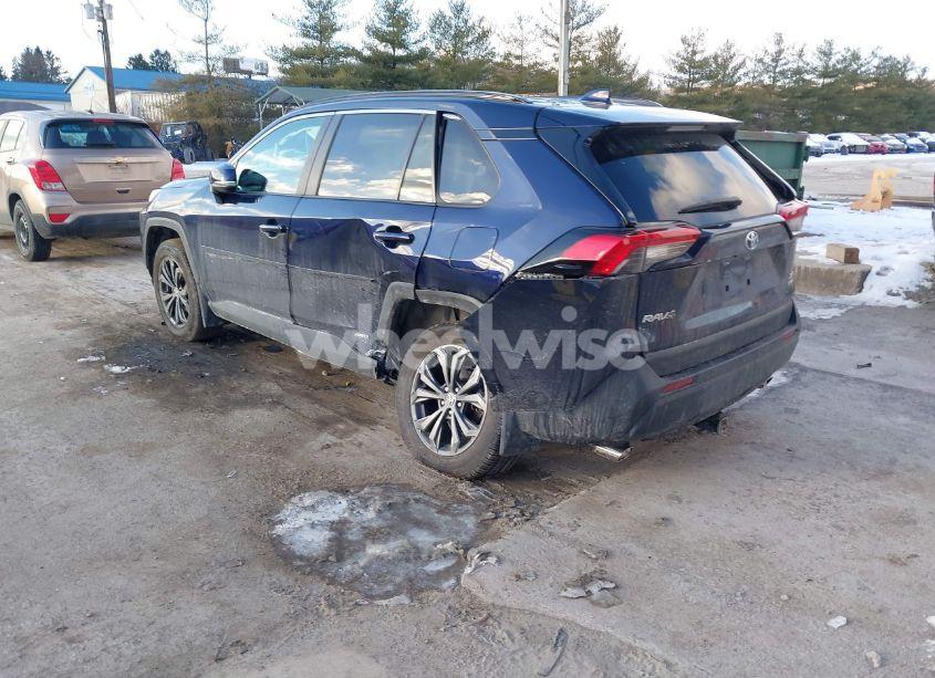 Photo 3 of 2022 Toyota Rav4 HYBRID XLE PREMIUM (VIN 4T3B6RFV3NU093520)