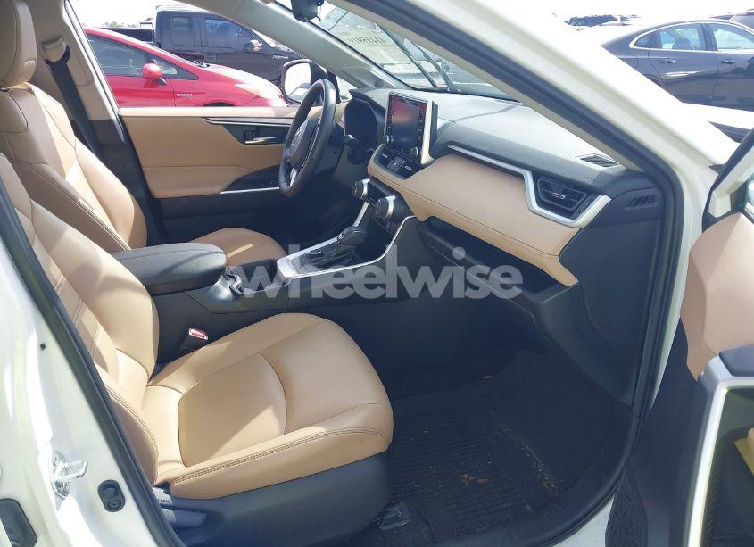 Photo 5 of 2021 Toyota Rav4 HYBRID XLE PREMIUM (VIN 4T3B6RFV4MU046155)