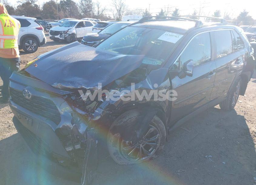 Photo 2 of 2024 Toyota Rav4 (VIN 4T3B6RFV4RU146232)