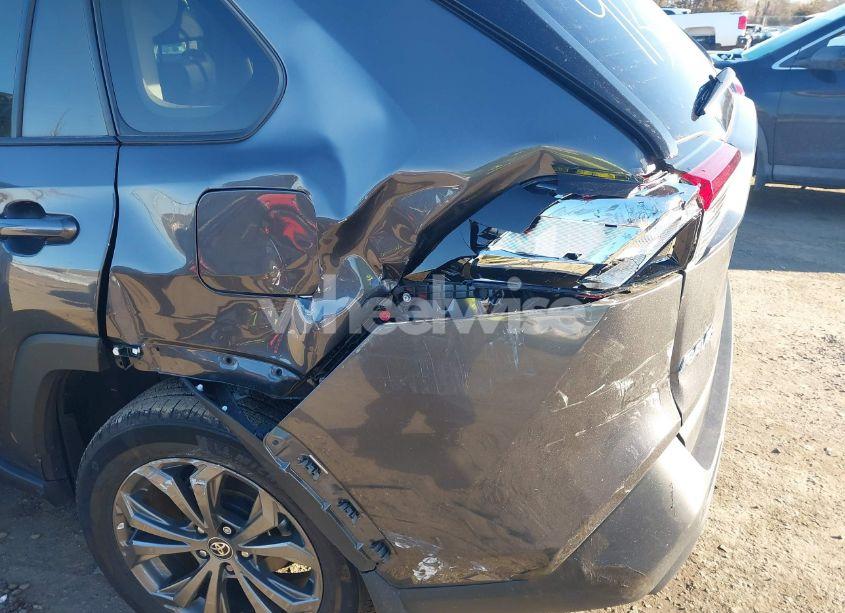 Photo 6 of 2024 Toyota Rav4 (VIN 4T3B6RFV4RU146232)