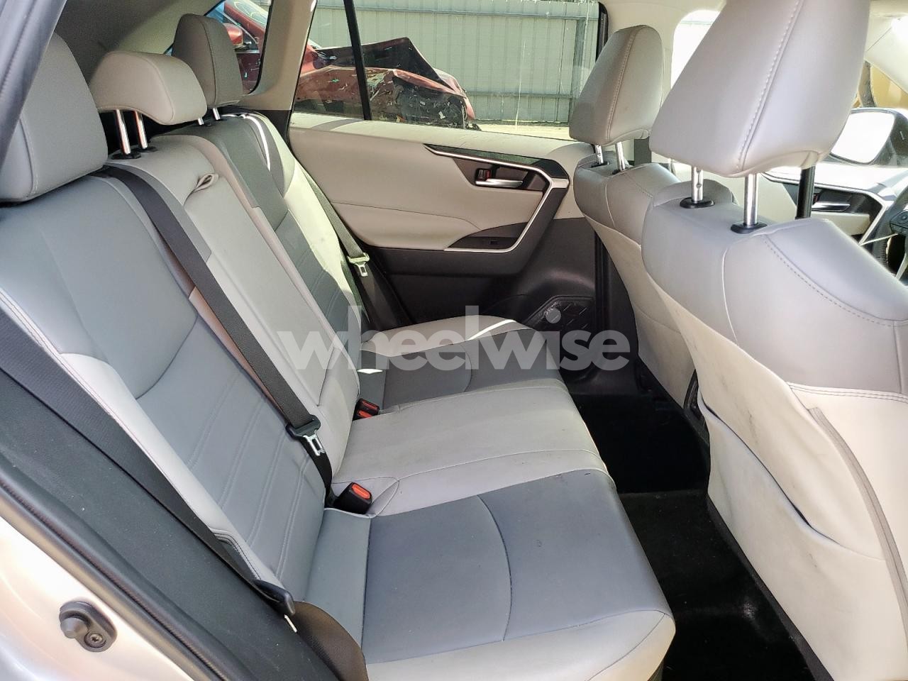 Photo 11 of 2024 TOYOTA RAV4 XLE PREMIUM (VIN 4T3B6RFV4RU151897)