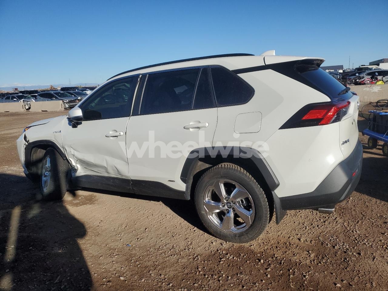 Photo 2 of 2021 TOYOTA RAV4 XLE PREMIUM (VIN 4T3B6RFV5MU012211)