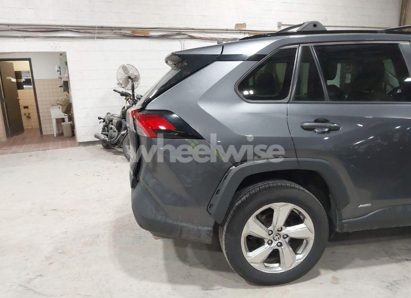 Photo 18 of 2021 Toyota Rav4 HYBRID XLE PREMIUM (VIN 4T3B6RFV5MU033074)