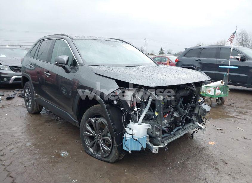 2024 Toyota Rav4 HYBRID XLE PREMIUM (VIN 4T3B6RFV6RU162626) main photo