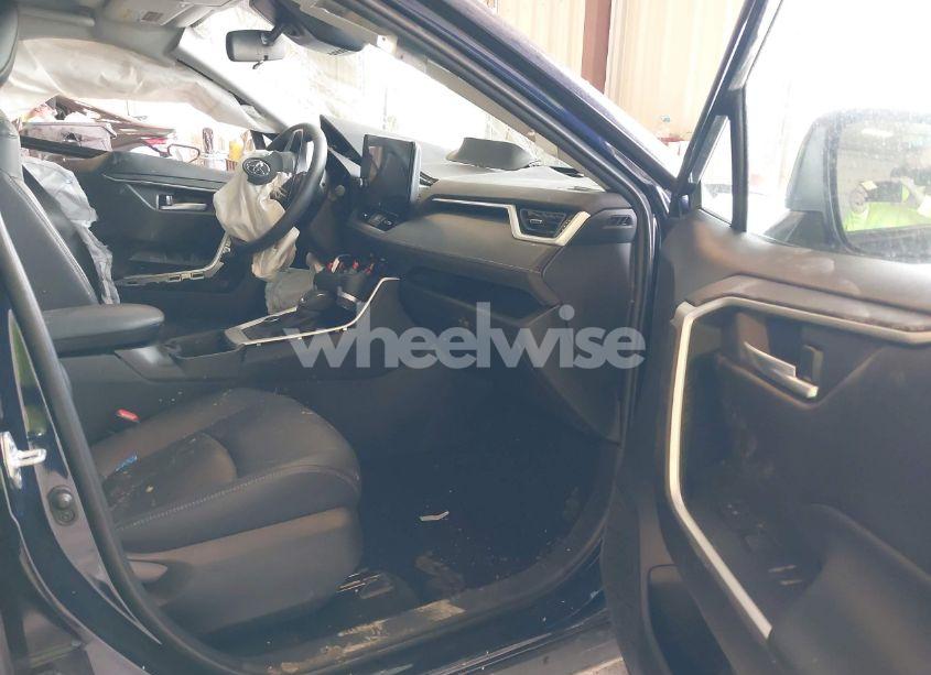 Photo 5 of 2024 Toyota Rav4 HYBRID XLE PREMIUM (VIN 4T3B6RFV8RU142717)