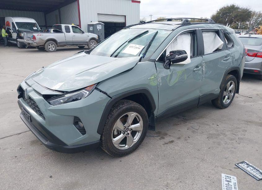 Photo 2 of 2021 Toyota Rav4 HYBRID XLE PREMIUM (VIN 4T3B6RFV9MU057362)