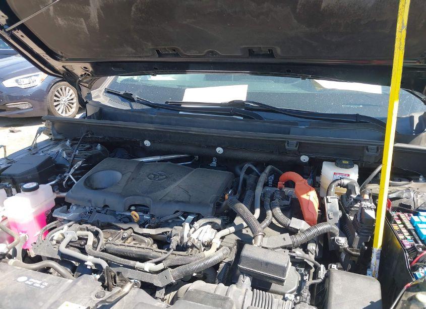 Photo 10 of 2022 Toyota Rav4 XLE PREMIUM HYBRID (VIN 4T3B6RFV9NU066547)