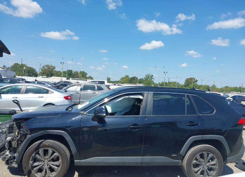 Photo 15 of 2022 Toyota Rav4 XLE PREMIUM HYBRID (VIN 4T3B6RFV9NU066547)