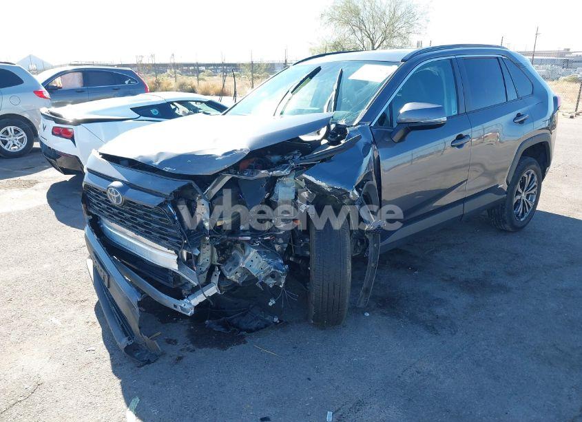 Photo 2 of 2022 Toyota Rav4 HYBRID XLE PREMIUM (VIN 4T3B6RFV9NU102348)