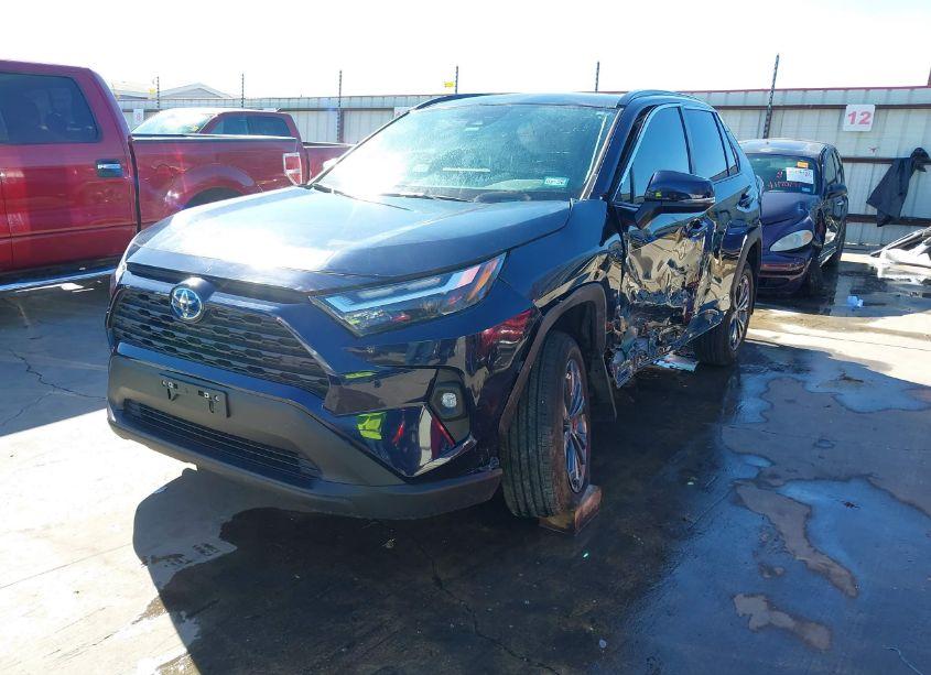 Photo 2 of 2024 Toyota Rav4 HYBRID XLE PREMIUM (VIN 4T3B6RFV9RU150275)