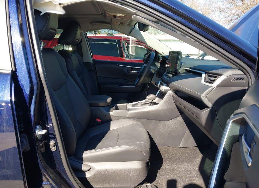 Photo 5 of 2024 Toyota Rav4 HYBRID XLE PREMIUM (VIN 4T3B6RFV9RU150275)