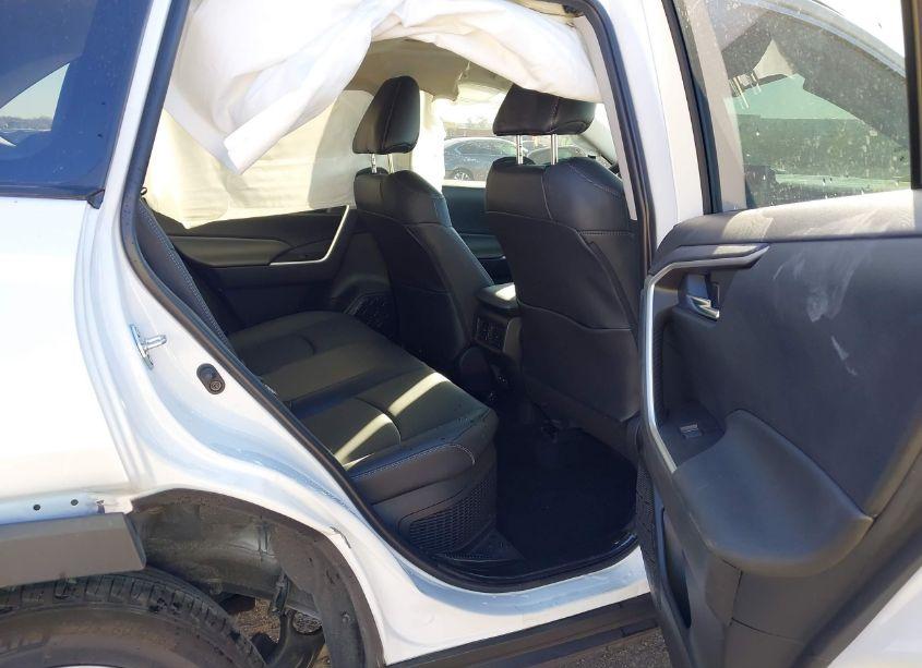 Photo 8 of 2024 Toyota Rav4 HYBRID XLE PREMIUM (VIN 4T3B6RFV9RU162684)